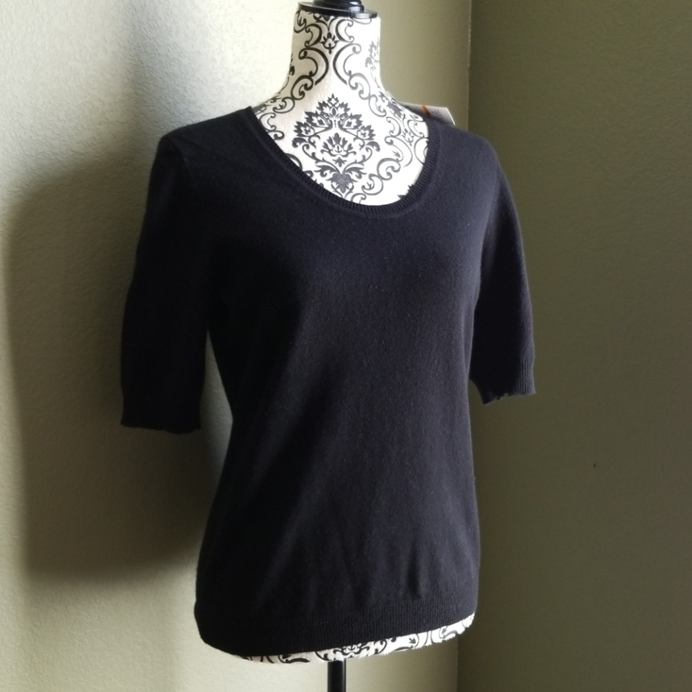 Jones New York cashmere top